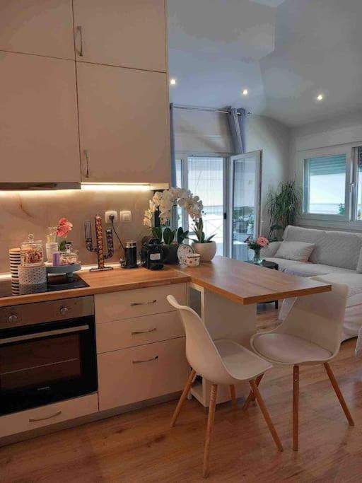 Cozy Studio Στο Κεντρο Larissa Exteriör bild